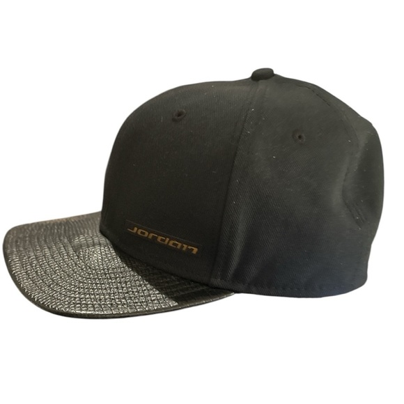 Jordan Leather Black Cap - Picture 2 of 7